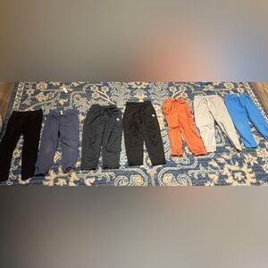 7 pairs little boys size 5 pants, great condition and smoke free